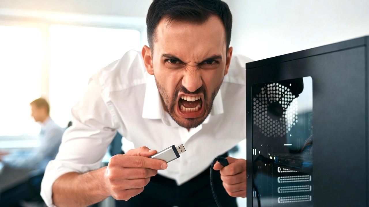 パソコンの消費電力と電気代を比較するイメージグラフ