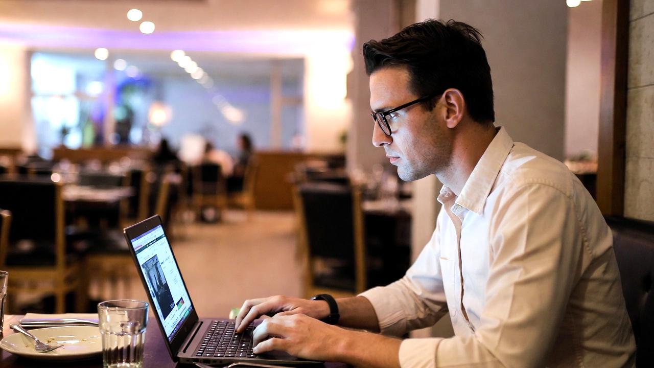 ノートPCバッテリーを長持ちさせる充電管理方法