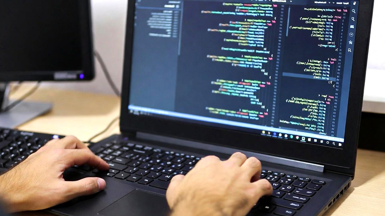 分割キーボードに慣れるためのタイピング調整と作業手順のイメージ