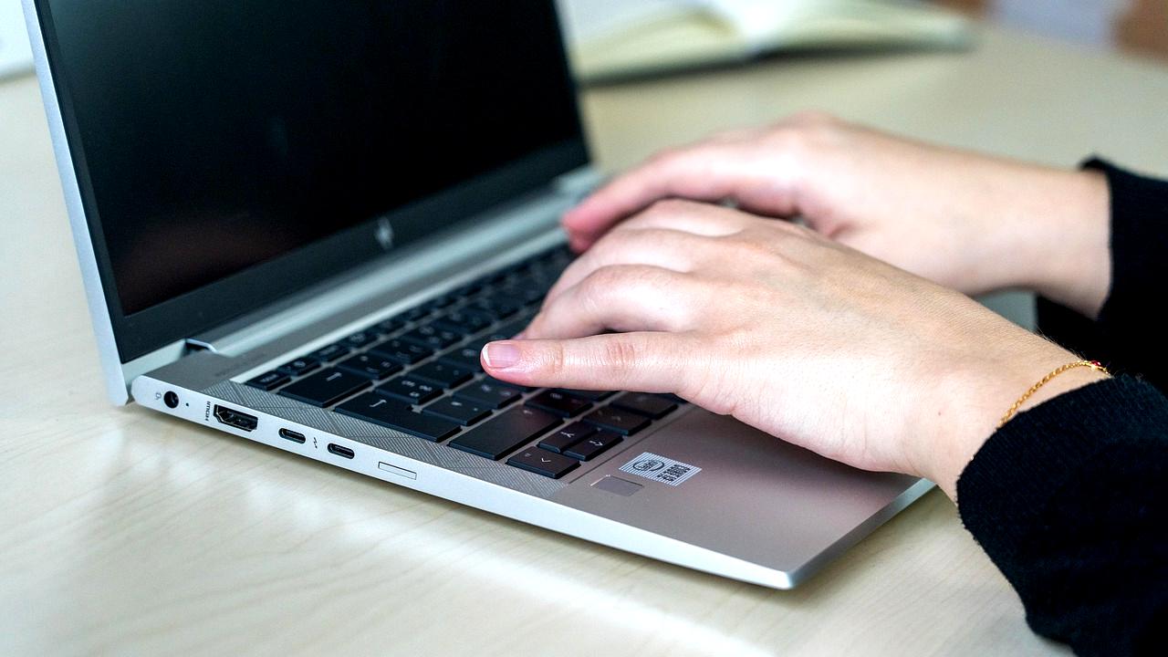 整備済みノートPC購入時の確認項目チェックリスト