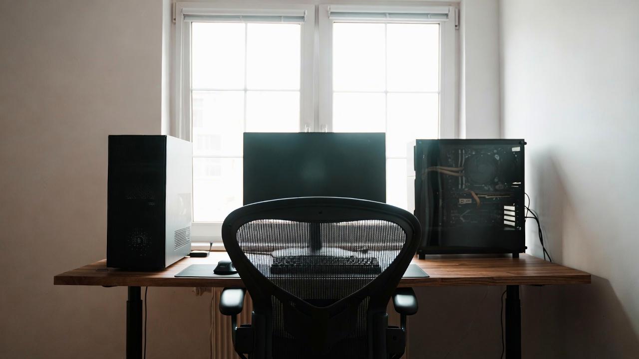 NASとクラウドでデータを守る構成イメージ