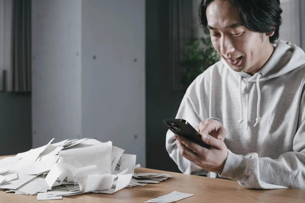 安全に管理されたAndroidスマートフォンのイメージ