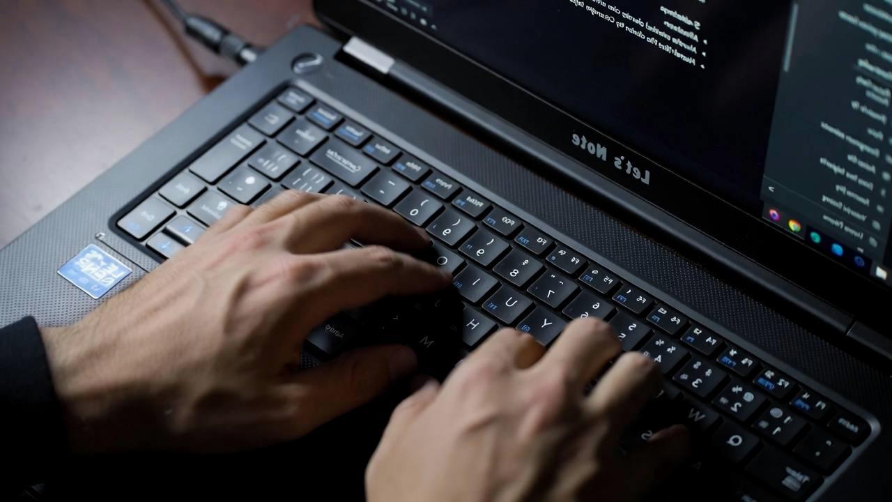 古いPCの状態に応じて最適なLinuxを選ぶイメージ