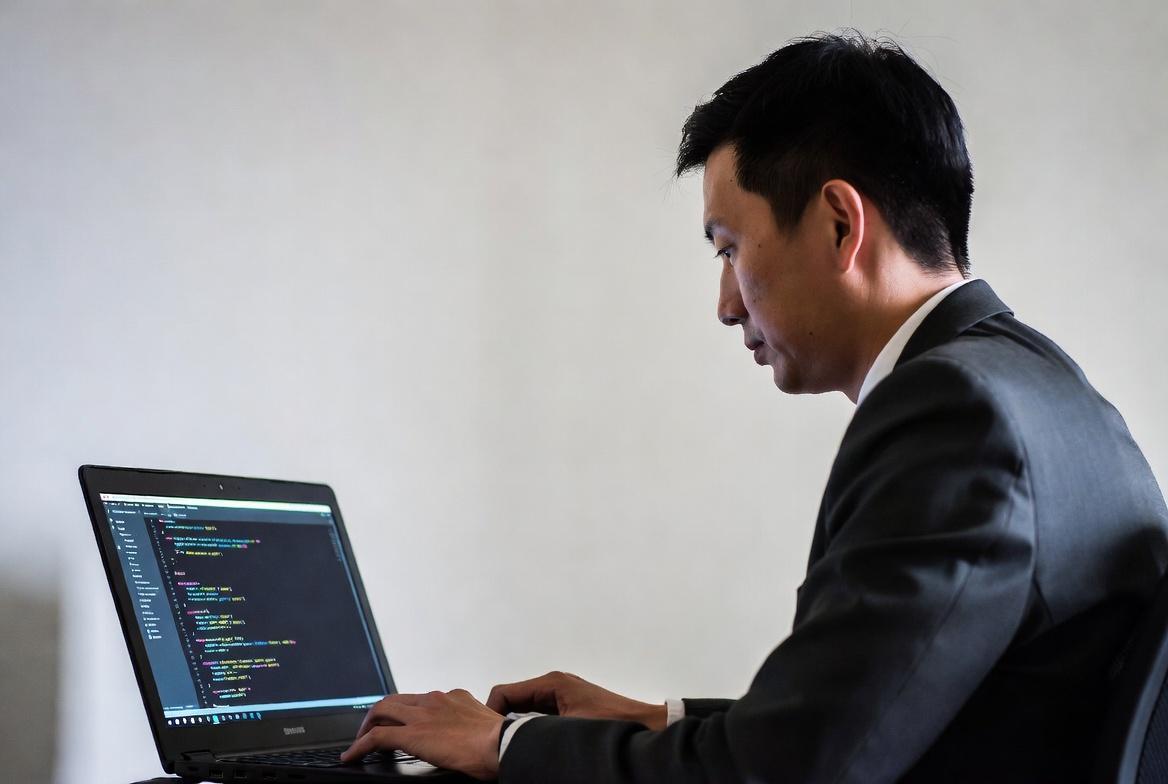 低スペックノートPCでFirefoxとLibreOfficeを開いたデスクトップ画面