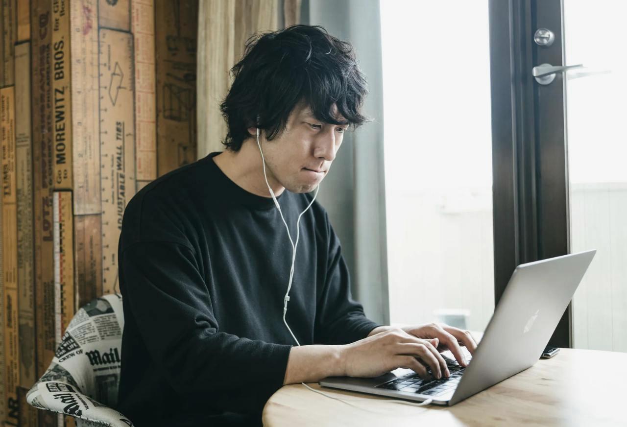 MacBookProの充電習慣を見直すイメージ