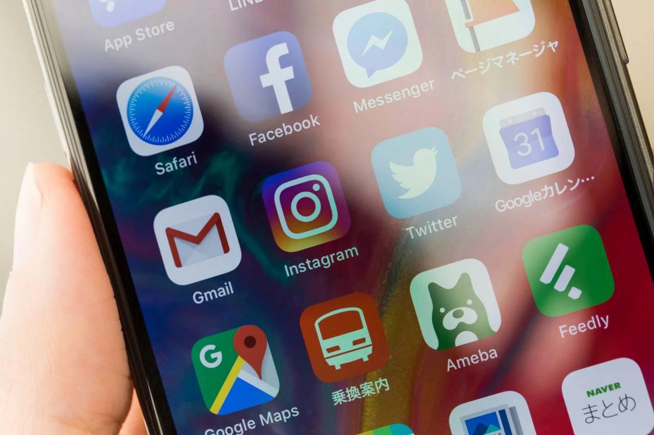 スマホの書類データをバックアップするストレージ管理