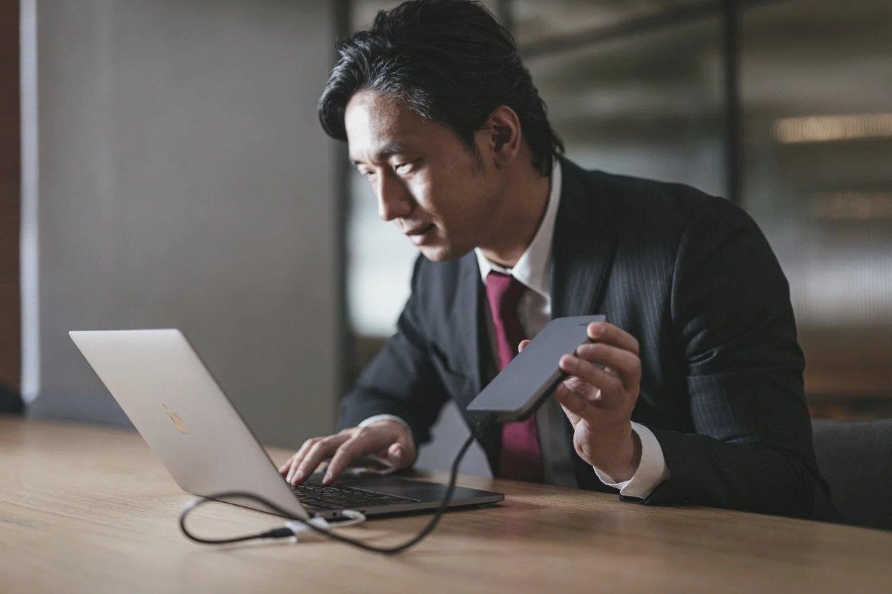 古いノートパソコンを快適化するため設定を見直すイメージ