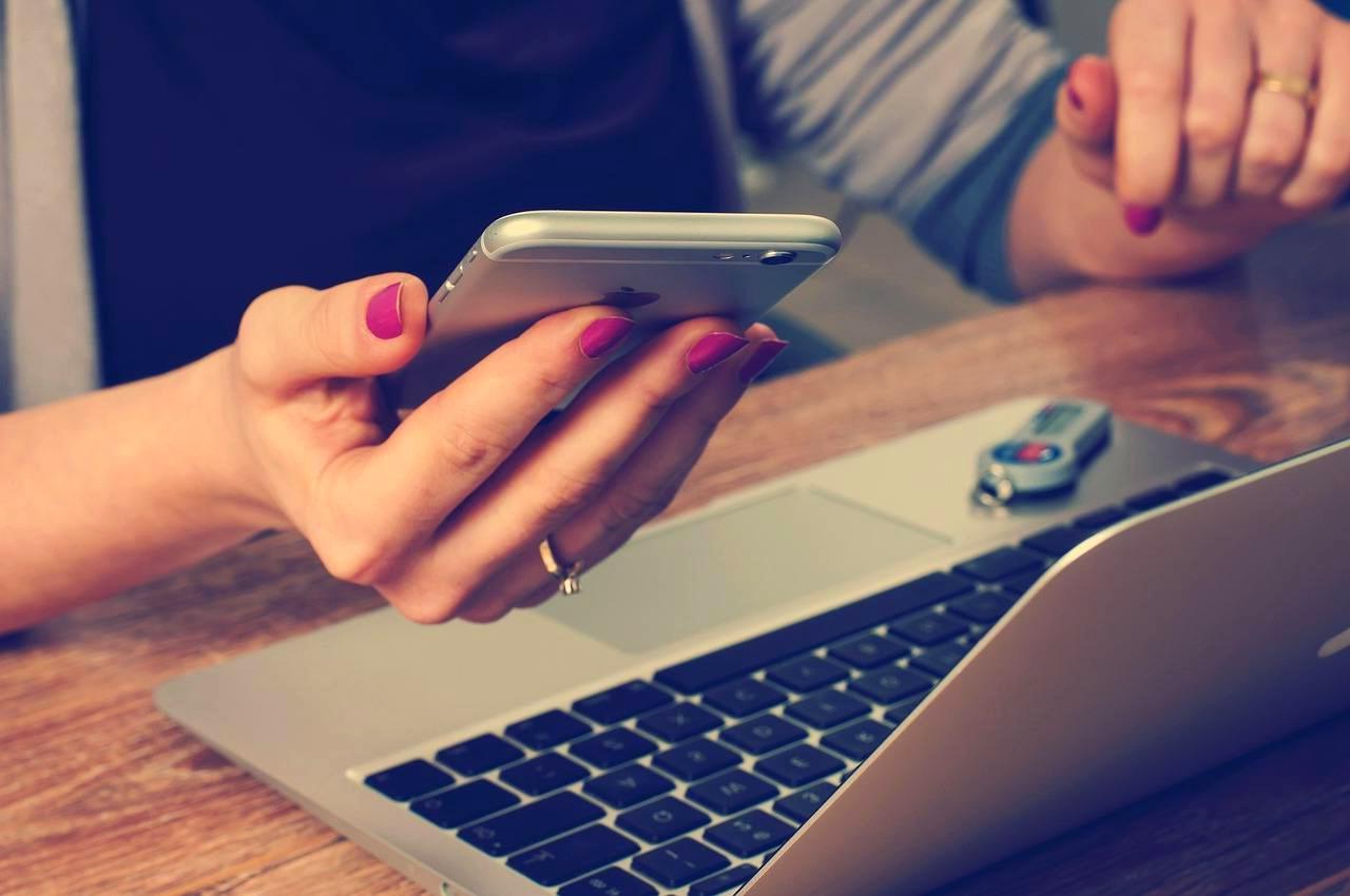 iPhone学習では性能より使い方が重要だと伝える総括イメージ
