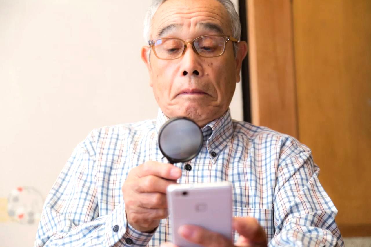 中古の整備済みiPhoneのバッテリー劣化対策を解説する記事のアイキャッチ画像